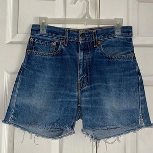 Levi’s Medium Wash High Rise Cut Off Jean Shorts